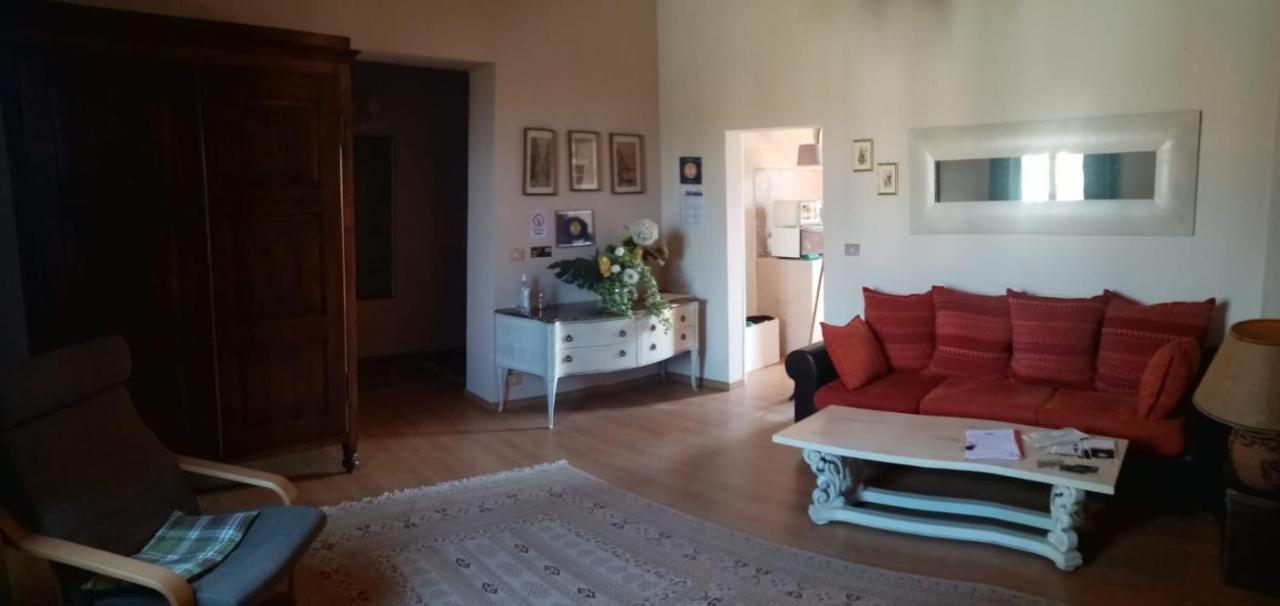 Apartamento Il Giuggiolo Montalcino Exterior foto